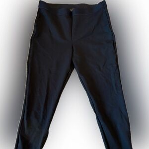 Talbots black tapered leg with zipper at hem, pull-on ankle pants - Size‎ 14